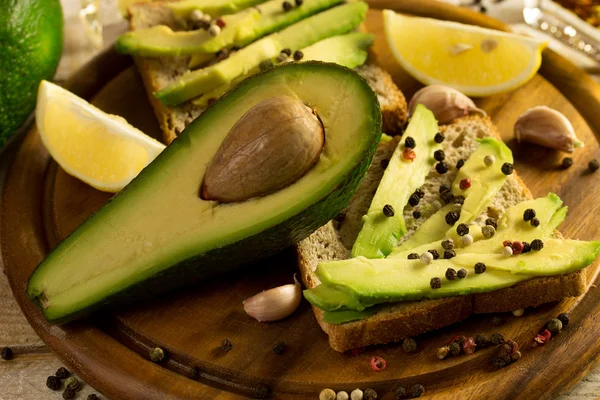 Avocado sandwich — Stock Photo, Image