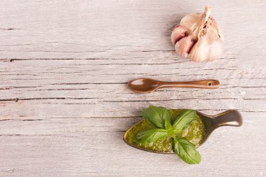 pesto