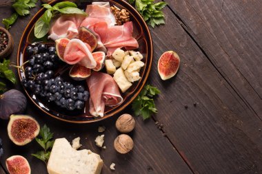 iştah açıcı jambon ve incir