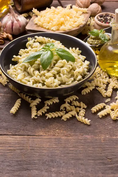Pasta with pesto — Stock Photo, Image