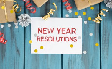 Not defterinde 2021 Yeni Yıl Kararları - geçmişe dönük tarzlar