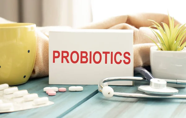 PROBİOTİK tıp konseptine sahip not defteri, DÜŞÜNÜLDÜ TABLETLER