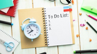 Beyaz defterde Yapılacaklar Listesi kelimesi - İş Konsepti