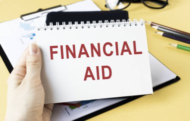 Kalemlerle birlikte bir deftere yazılmış mali yardım metni