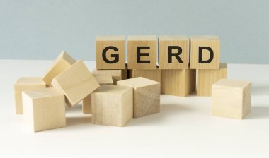 Küp ve kitaplardan gelen GERD Gastroözofageal reflü hastalığı.