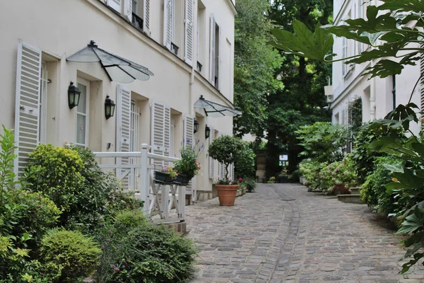 パリの旧市街の通り — ストック写真
