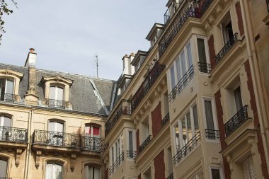 Eski evin ön cephesi