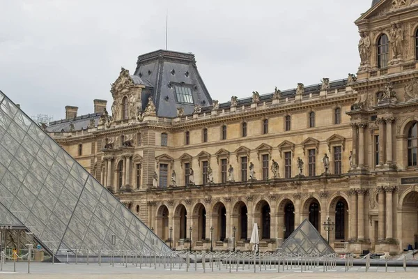 Palace Louvre Paris — Foto de Stock