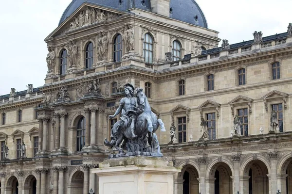 Palace Louvre Paris — Foto Stock