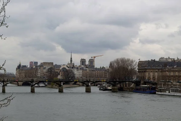 Ponte Sul Fiume — Foto Stock