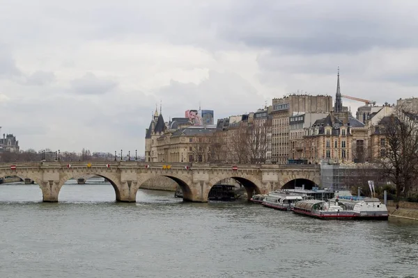 Ponte Sul Fiume — Foto Stock