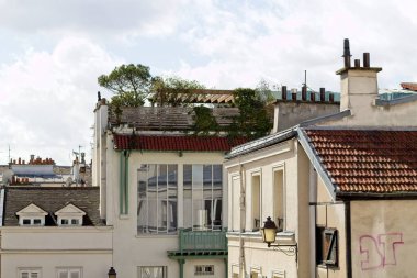 Eski kasabada bir sokak.