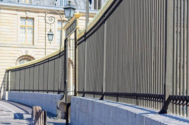 şehir merkezinde sokak