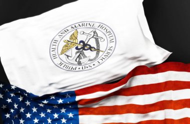Amerika Birleşik Devletleri Halk Sağlığı ve Deniz Kuvvetleri bayrağı ve Amerika Birleşik Devletleri bayrağıyla birlikte üç boyutlu bir illüstrasyon.
