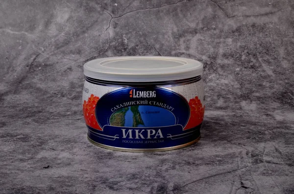 Riga Latvia December 2020 Red Lemberg Caviar Closed Metal Tin — 图库照片