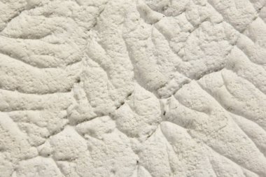 Beyaz beton duvar arka planı. Arka plan için eski gri beton duvar dokusu