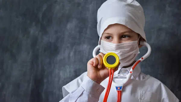 Estetoscopio Médico Portapapeles Con Una Hoja Papel Blanco Concepto Médico —  Fotos de Stock