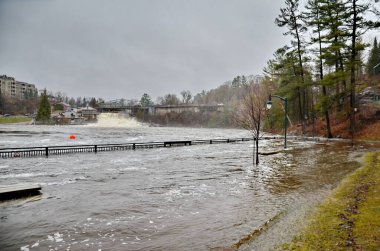 Bahar Tufanı Bracebridge, Ontario, Kanada, 2019