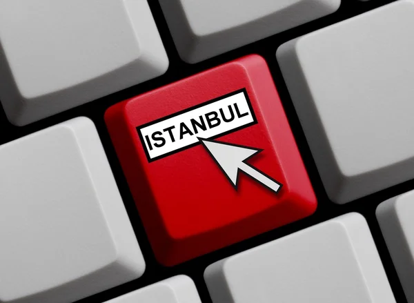 Computertastatur mit Mauspfeil, der Istanbul zeigt — Stockbild Computertastatur Istanbul — Stockfoto