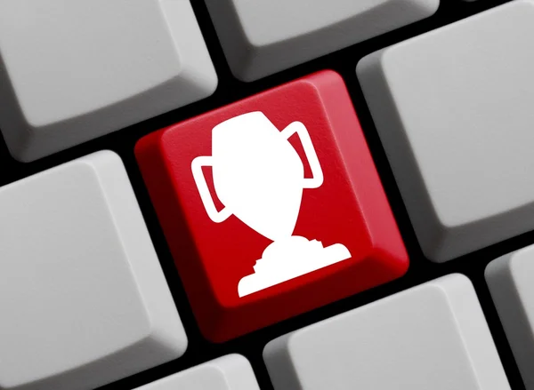 Clavier d'ordinateur avec symbole montrant trophée — Photo