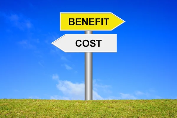 Signpost Cost Benefit — Stock Photo, Image