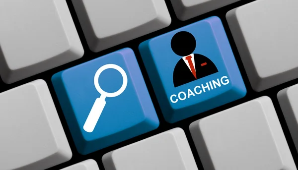 Encontrar coaching online — Fotografia de Stock