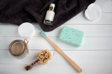 Spa natürmort, plastiksiz banyo, bedava plastik ev