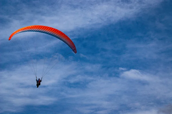 Brezilya 'nın Minas Gerais eyaletinde paragliderler