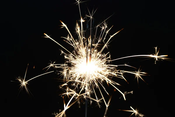 Brennende Wunderkerze — Stockfoto