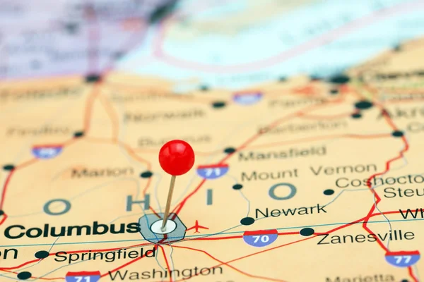Kolumbus auf einer Landkarte der USA eingeheftet — Stockfoto