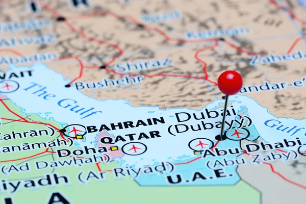 Dubaj, připnul na mapě Asie — Stock fotografie