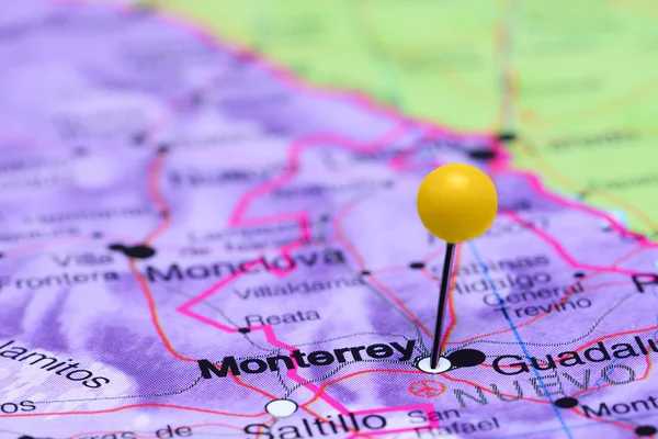 Monterrey Meksika bir harita üzerinde sabitlenmiş