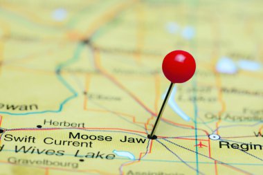 Moose Jaw Kanada bir harita üzerinde sabitlenmiş