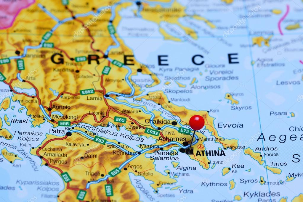 Athene vastgemaakt op een kaart van Griekenland — Stockfoto © dk_photos