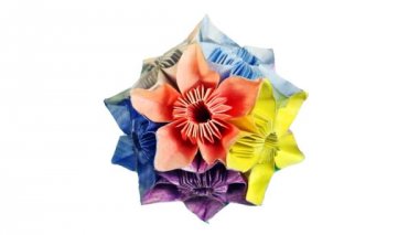 Kusudama beyaz arka plan