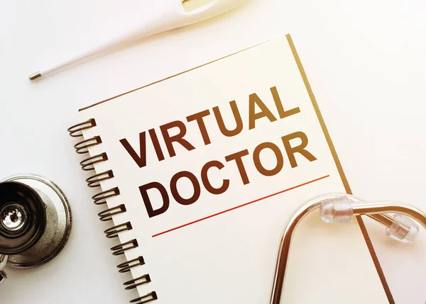 Concepto Médico Cuaderno Con Palabra Doctor Virtual Escritorio Blanco Con — Foto de Stock
