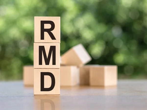 Träklossar Med Ord Rmd Krävs Minsta Distributioner — Stockfoto