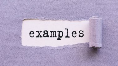 EXAMPLES beyaz bir arkaplan karşı yırtık leylak kağıt üzerinde görünür.