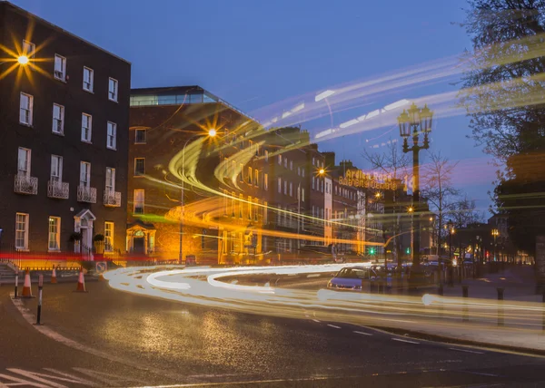 Dublin otobüs uzun pozlama — Stok fotoğraf