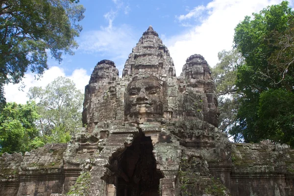 Ruiny vchod, Angkor Wat, Kambodža — Stock fotografie