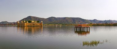 Sarayın Mahal Jal, Jaipur, Hindistan.