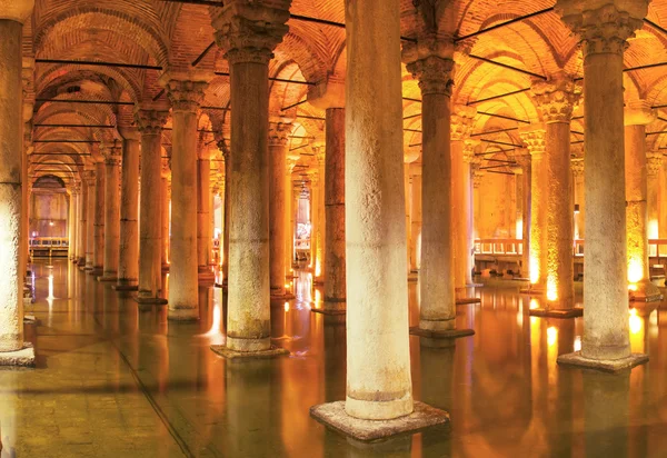 Underjordiska Basilikacistern — Stockfoto