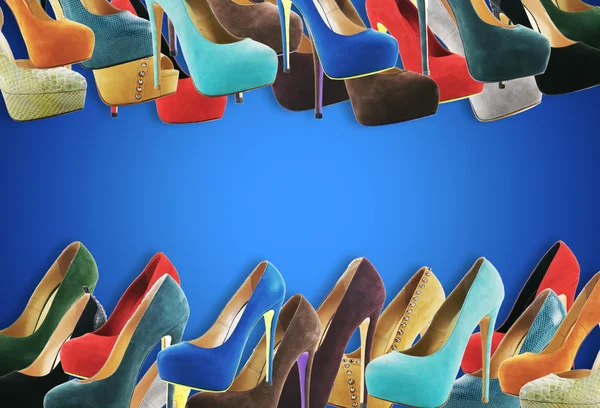 Muchos zapatos de mujer con espacio para el texto — Foto de Stock