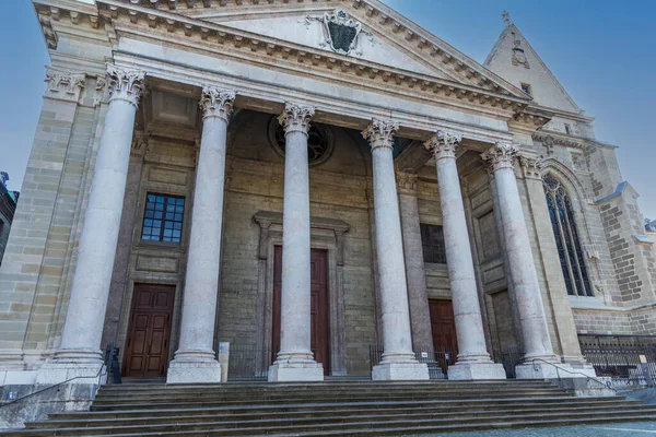 The St. Pierre Cathedral Of Geneve. Switzerland — Stock Photo, Image