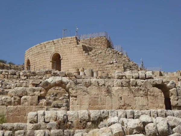 Templo de Zeus, ciudad jordana de Jerash (Gerasa de la Antigüedad ) — Foto de Stock