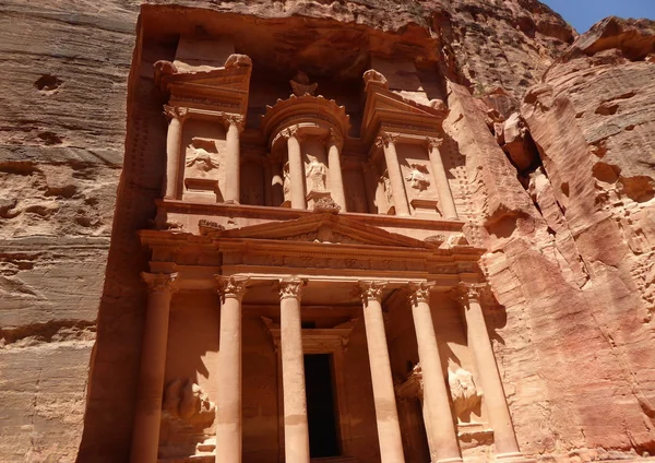 O templo ou tesouro em Petra, Jordânia — Fotografia de Stock