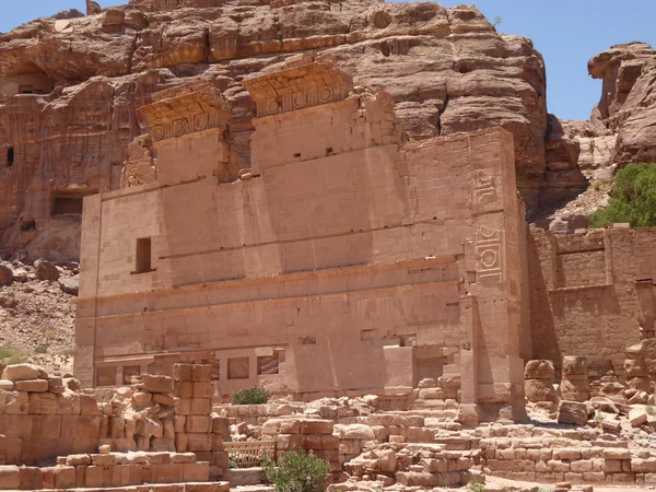 파라오의 딸, 페트라, Jordan의 사원 — 스톡 사진