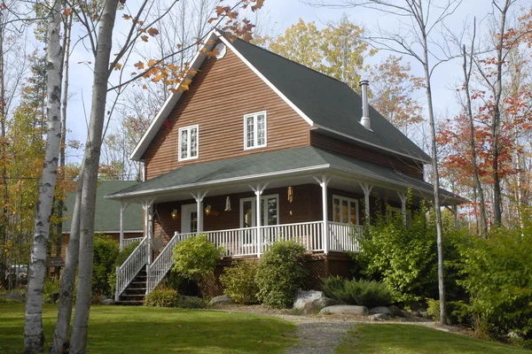 Petit yazlık tr bois coquet