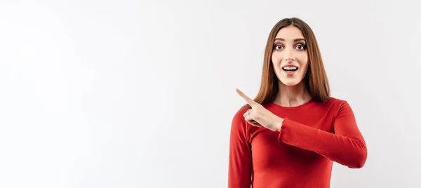 Imagen Mujer Feliz Joven Con Pelo Largo Castaño Vistiendo Suéter —  Fotos de Stock