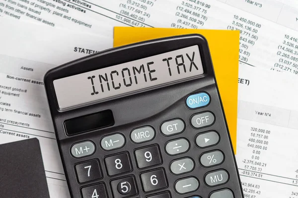 Inkomstenbelasting Het Display Van Rekenmachine Geschreven Income Tax — Stockfoto